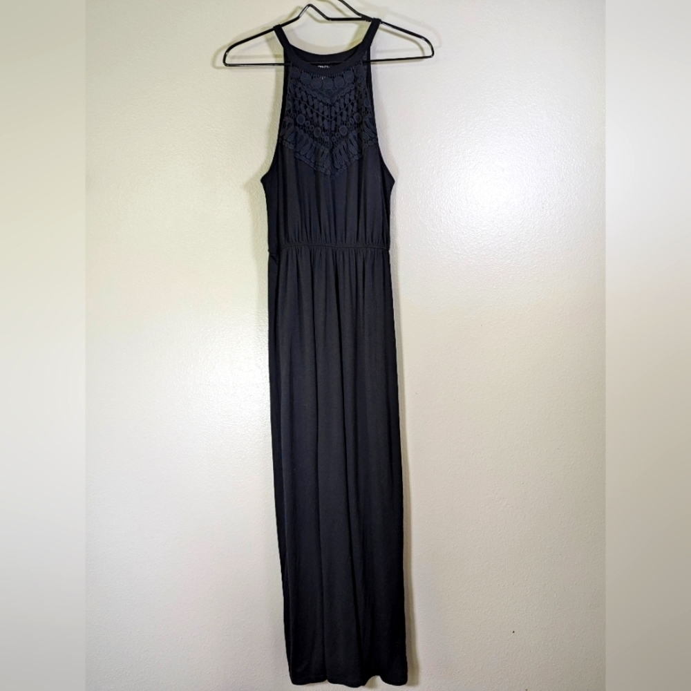 rue 21 black dress women's maxi sleeveless lace trim size M Size:2 years Shirt Style Formfitting Dress. CHRISTMASDAY25 Cocktail Dresses Asymmetrical Mini